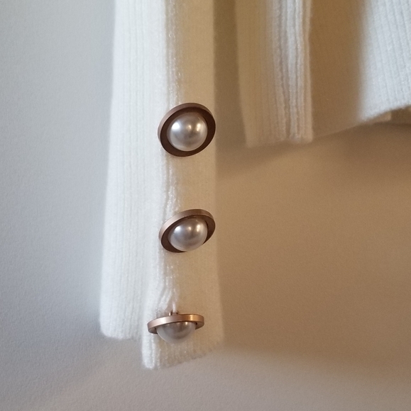 Alice Blue Sweater! - Picture 4 of 8